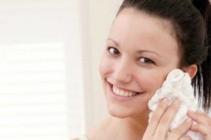 Οι 6 τροφές που προκαλούν ανεπανόρθωτη ζημιά στο δέρμα!