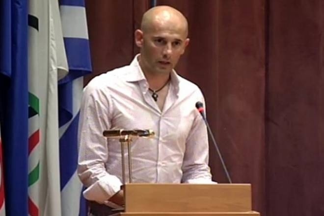 Δύσκολες ώρες για «Τζόλε»