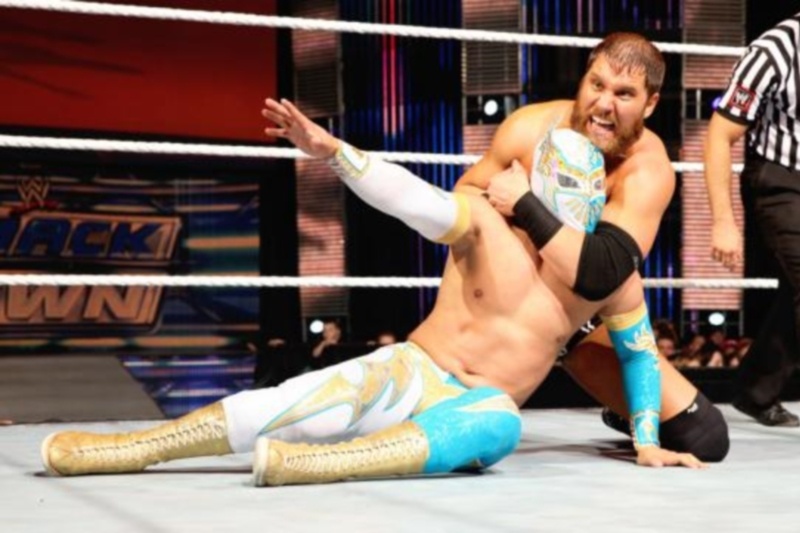 WWE: Προβληματική άδεια εργασίας και για Sin Cara