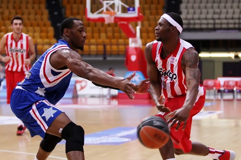 Ολυμπιακός: Χαρούμενος για Τζαβάι ο Πέτγουεϊ (photos+videos)