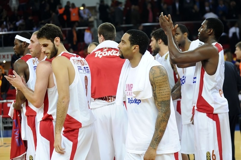 Ολυμπιακός: Μάχη αήττητων στο ΣΕΦ (videos)
