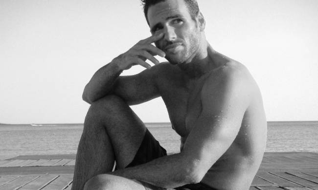 Μοντέλο ο νέος ταχυδρόμος στο «Πάμε Πακέτο» (photos)