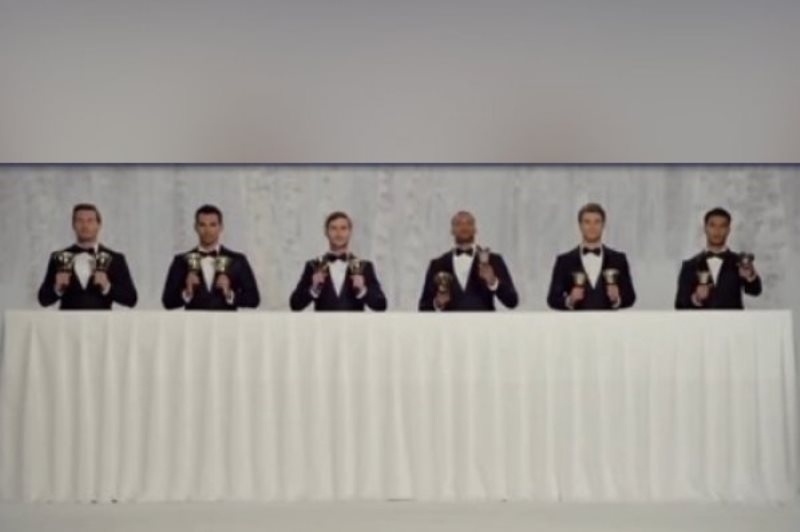 Δείτε την πιο αστεία και «ξετσίπωτη» διαφήμιση των φετινών Χριστουγέννων