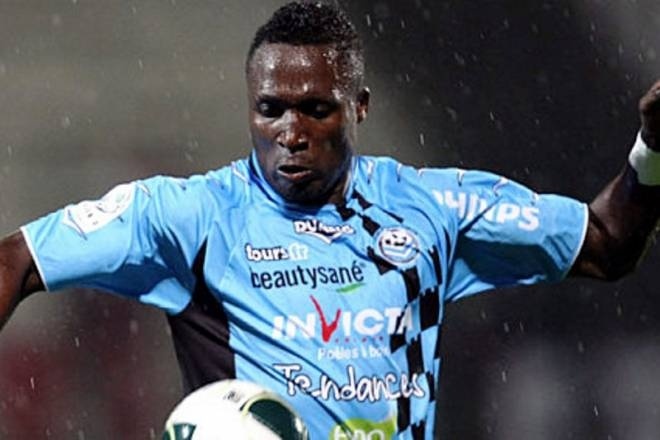 Ολυμπιακός Βόλου: Πέρασε και δεν ακούμπησε ο Μπουένγκο