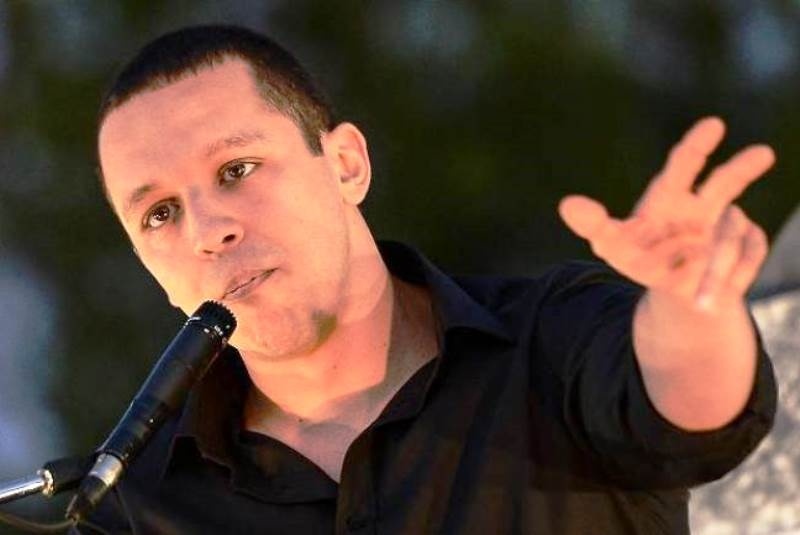 Κασιδιάρης: Έχω και εγώ σώβρακο με το σήμα της Χ.Α – Θα με συλλάβουν;