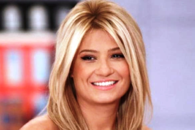 Aυτή είναι η σωσίας της Φαίης Σκορδά