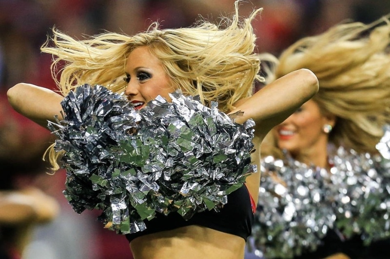 NFL: Και στο κρύο οι Cheerleaders (photos)