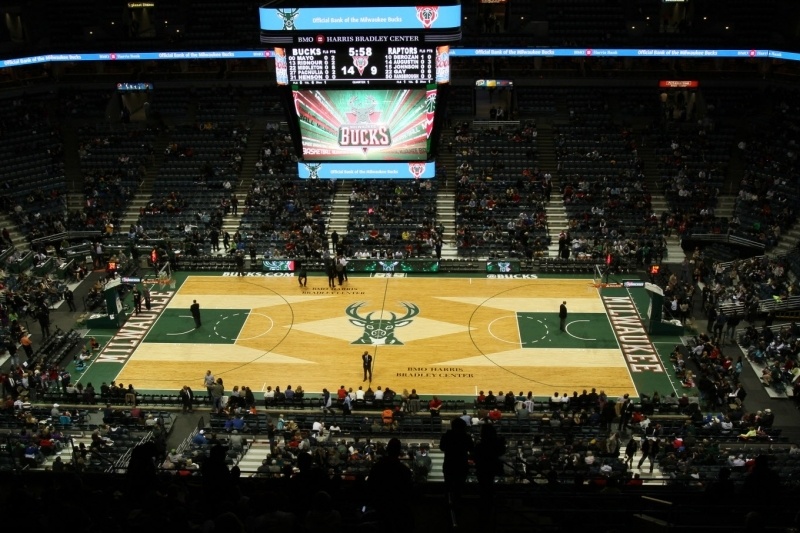 Μιλγουόκι Μπακς: Ντεμπούτο για το… παρκέ