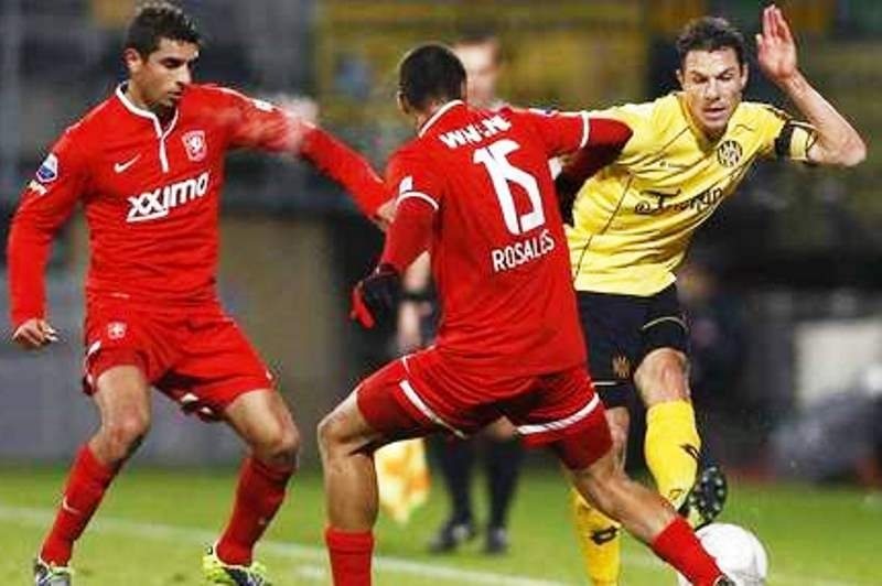 Ανατροπή κορυφής για Τβέντε (videos)