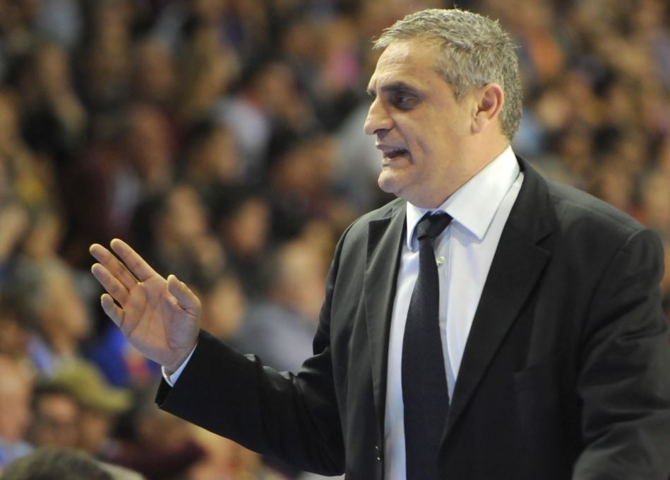 Πεδουλάκης: «Επιβάλλεται να κερδίσουμε τον Ερυθρό Αστέρα» (photos)