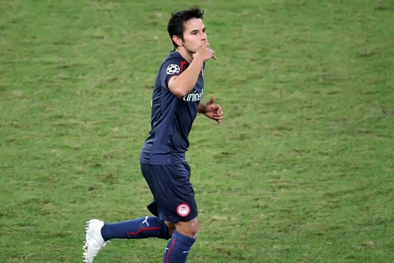 UEFA: «Σαβιόλα, ο ήρωας» (photos)