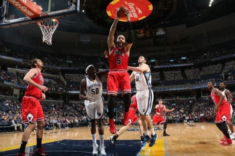 Σικάγο Μπουλς: Δε στάθηκαν στον αποτελεσματικό Κουφό (video)