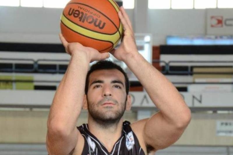 Μολφέτας: «Ανταγωνιστικοί απέναντι στον Παναθηναϊκό»