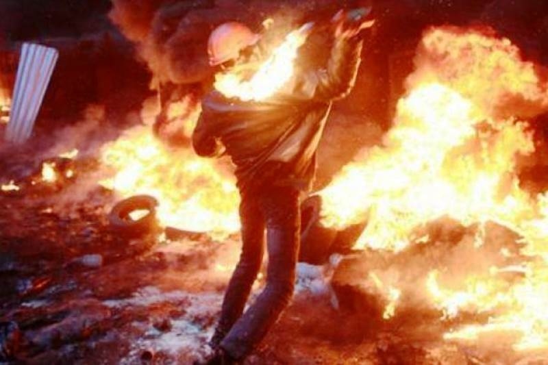 Βίντεο: «Κόλαση» το Κίεβο - Στους πέντε οι νεκροί