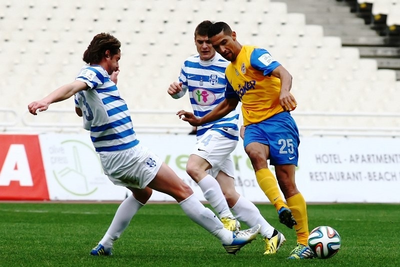 Παπαζαχαρίας: «Θετικός ο βαθμός»