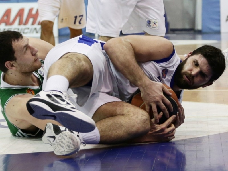 Πανελευσινιακός: Το ρεκόρ του Παπαμακάριου (photos)