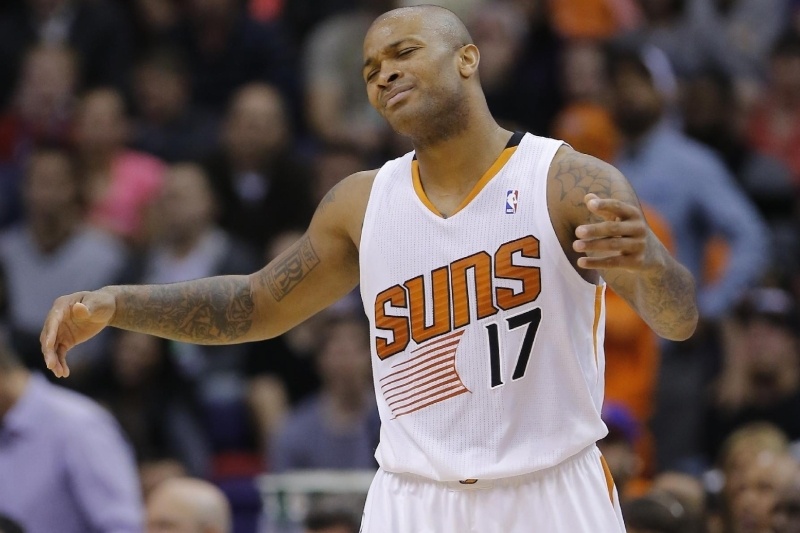 Φίνιξ Σανς: Τραυματισμός του Τάκερ