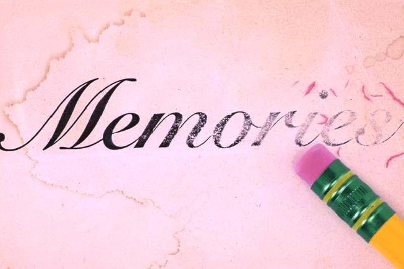 Τα 6 σημάδια που "μαρτυρούν" Αλτσχάιμερ...