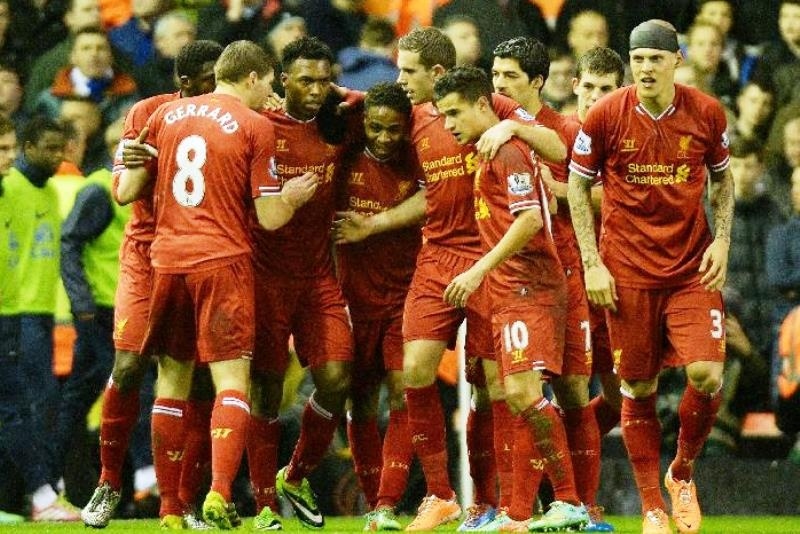 Έκανε πλάκα η Λίβερπουλ, 4-0 την Έβερτον