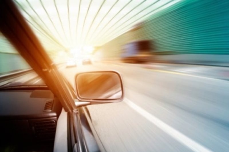 Οικολογική οδήγηση: Πώς θα γλιτώσετε χρήματα από τη βενζίνη