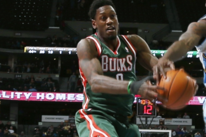 Μιλγουόκι Μπακς: Δεν… κουνιέται ο Σάντερς