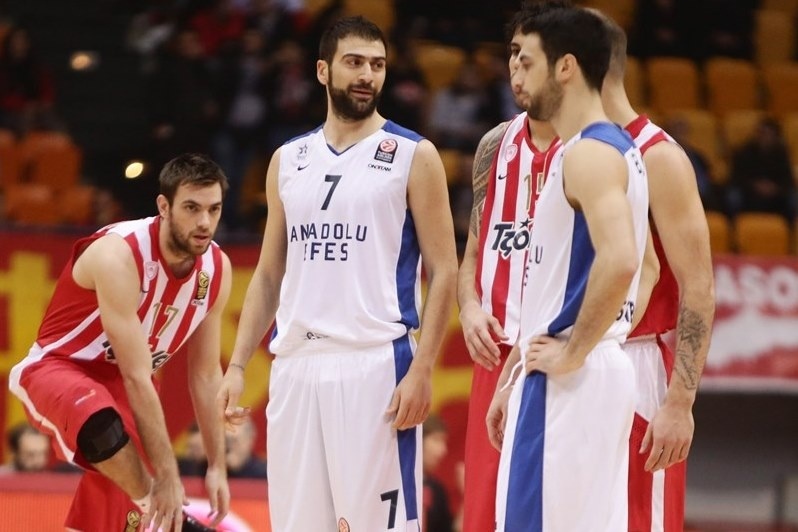 Βασιλειάδης: «Πιο φρέσκος ο Ολυμπιακός» (photos)