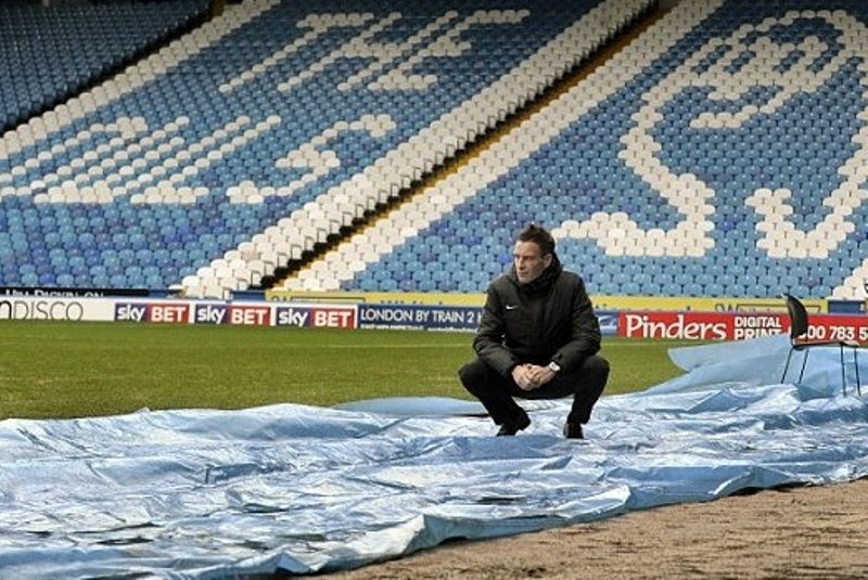 Αγγλία: Αναβολή σε τέσσερα ματς λόγω... πλημμύρας (photos)