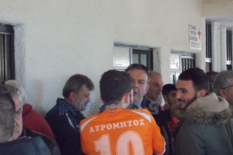 Πάτρα: «Ντου» οπαδού σε διαιτητή και διακοπή!