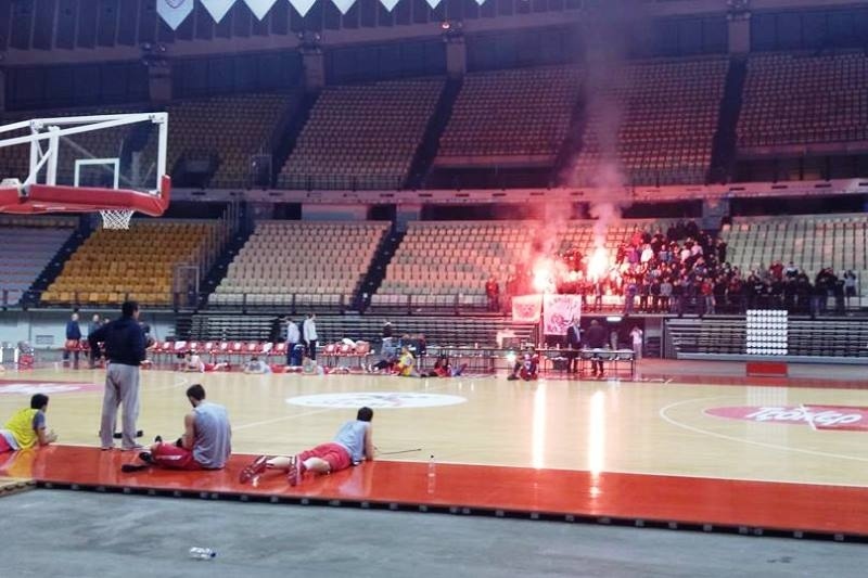 Ολυμπιακός: Με κόσμο στην προπόνηση