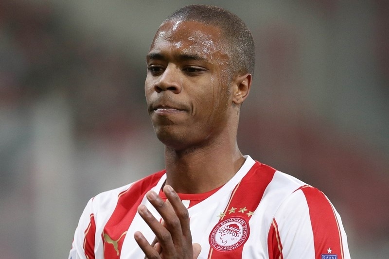 Ολυμπιακός: Ενοχλήσεις για Πελέ