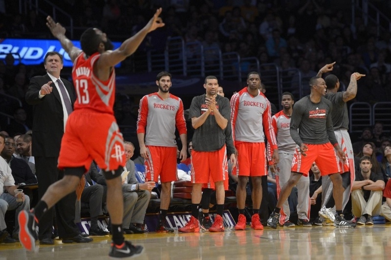 Χιούστον Ρόκετς: Υπερέκταση αγκώνα ο Χάρντεν