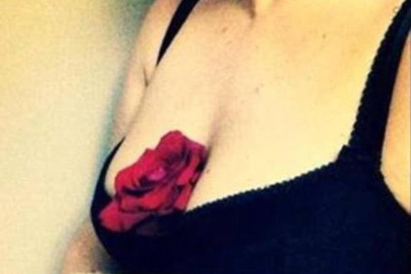 Ξεχάστε το NekNominate – Η νέα μόδα είναι το NIPNominate (photos)