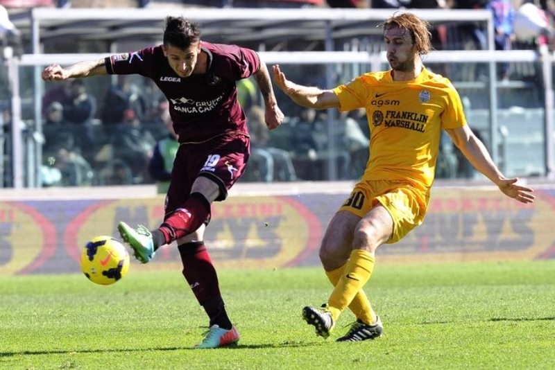 Τα εύκολα… δύσκολα η Βερόνα, 3-2 τη Λιβόρνο (video)