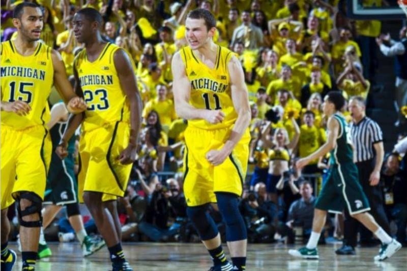 NCAA: Το ντέρμπι στο Μίσιγκαν (video)