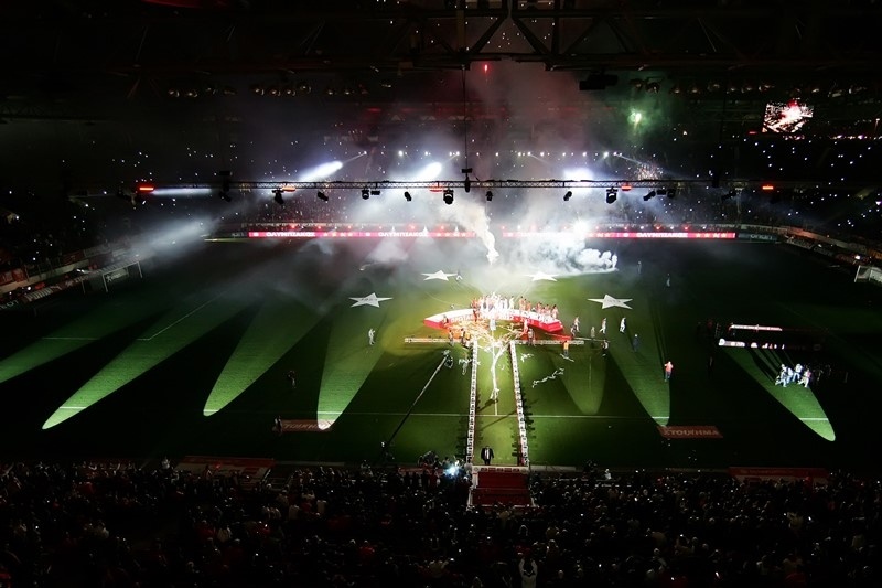 Ολυμπιακός: Όλα τα φώτα στο «Γ. Καραϊσκάκης» λόγω Μάντσεστερ