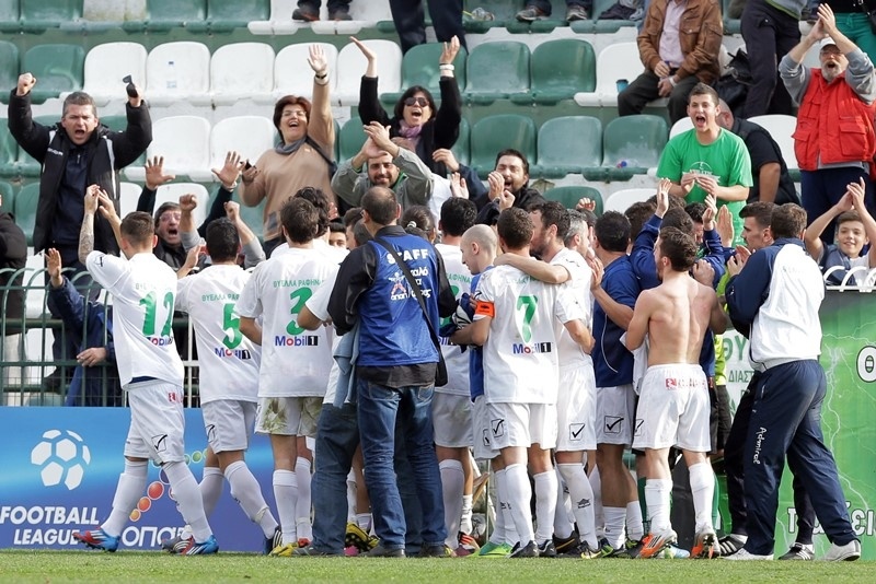 Θύελλα Ραφήνας: Είσοδος 5 ευρώ με Μανδραϊκό και νέος ύμνος (video)