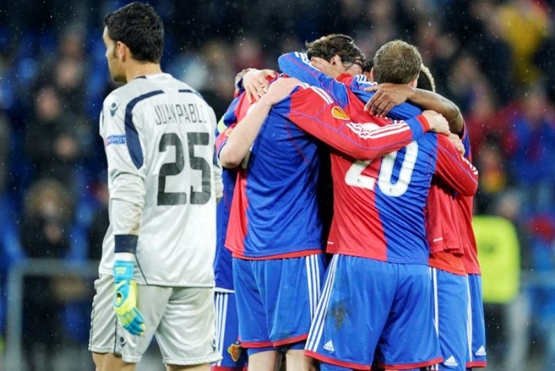 Χαλαρά η Βασιλεία, 3-0 την Μακάμπι