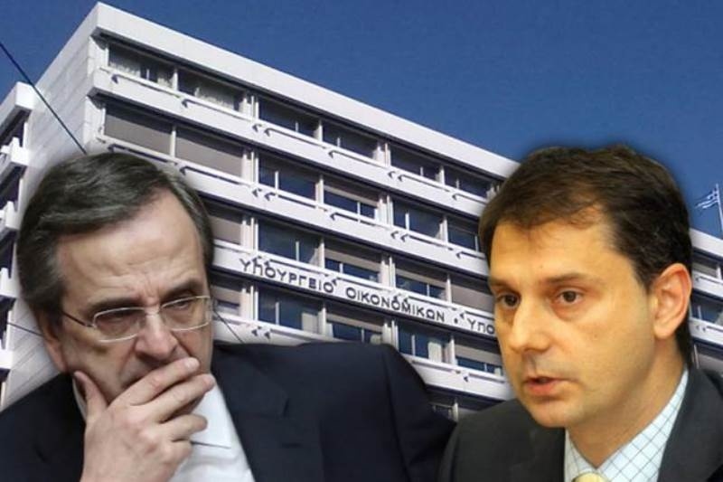 Ο Θεοχάρης τινάζει στον αέρα την κυβέρνηση