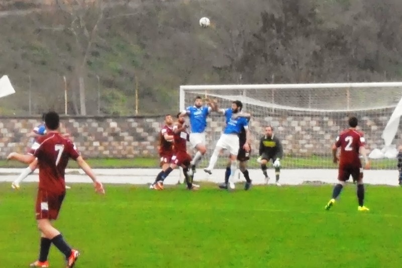 Ρηγας Φεραίος: Η… τεσσάρα στη Νάουσα (video)