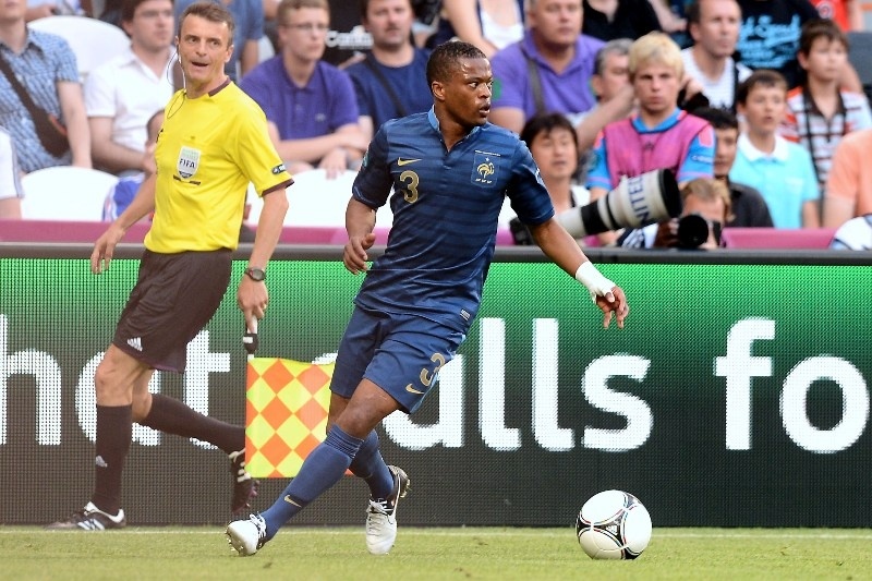 Πάτησαν στο πρόσωπο τον Εβρά! (video)