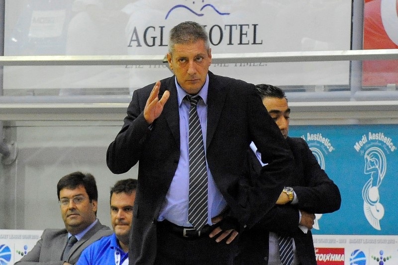 Φραγκιάς: «Οι πολλές αλλαγές φταίνε στον Ολυμπιακό»