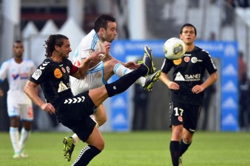 Μαρσέιγ σε κρίση, 1-1 με Ρεμ