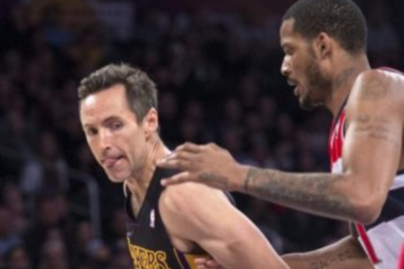 Λος Άντζελες Λέικερς: Δήλωσε… χαζός ο Νας