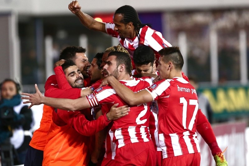 Ολυμπιακός: Μέσα Πέρεζ και Σαλίνο