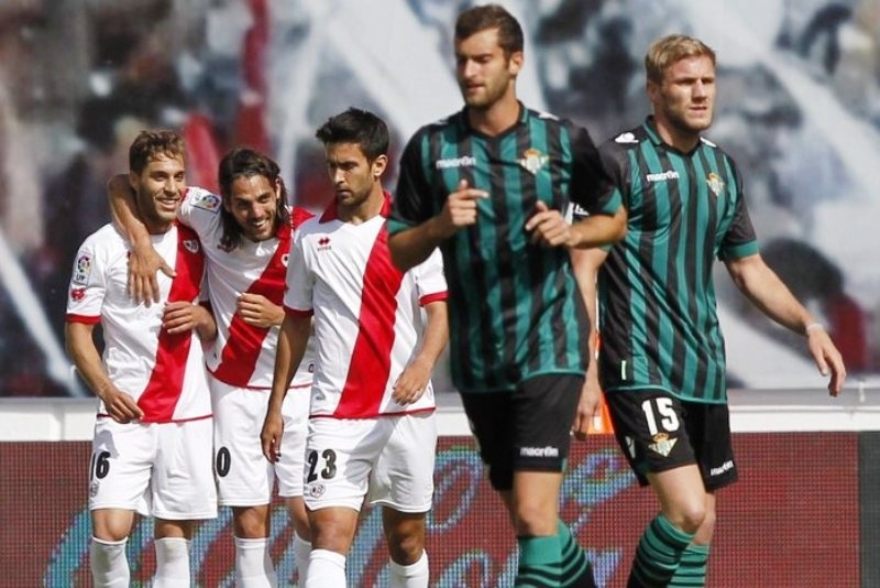 «Καθάρισε» η Βαγιεκάνο, 3-1 την Μπέτις (video)