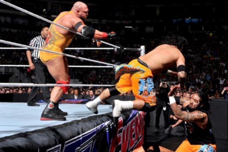 Main Event: Βήμα… τίτλου για Ryback (photos+videos)