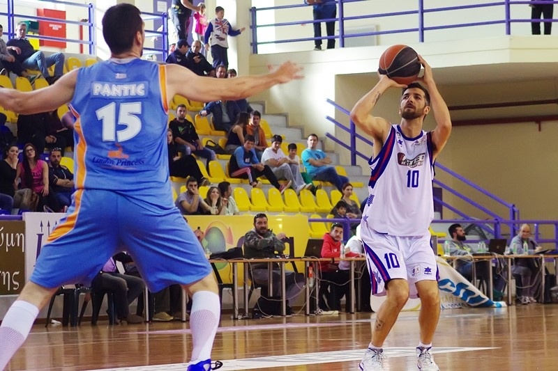 Ίκαρος: «Ζωντανός» για παραμονή, 96-88 τον Κολοσσό