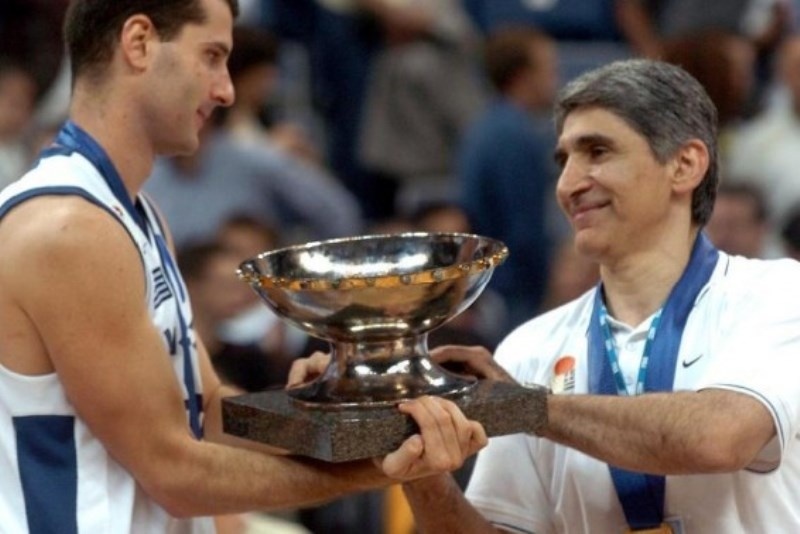 Ίκαρος Καλλιθέας: Βραβεύει Γιαννάκη, Κακιούζη
