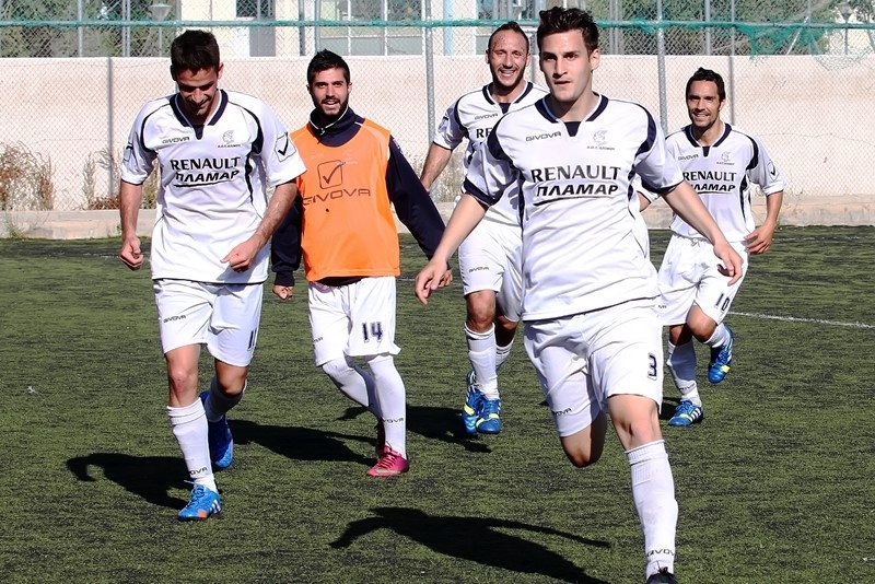 Τράχωνες: Με πολλές απουσίες στον Ρούβα