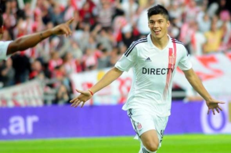 Αργεντινή: «Βολίδα» από Κορέα για Εστουντιάντες (videos)